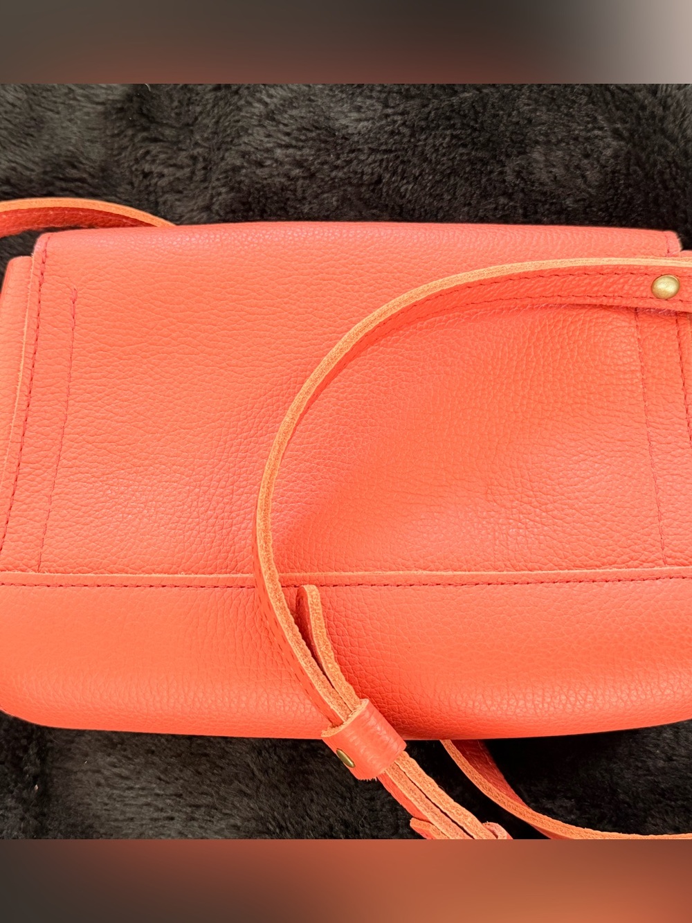 Portland Leather Good Coral Medium Metro